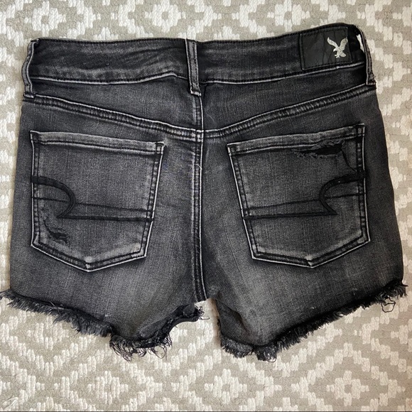american eagle black jean shorts